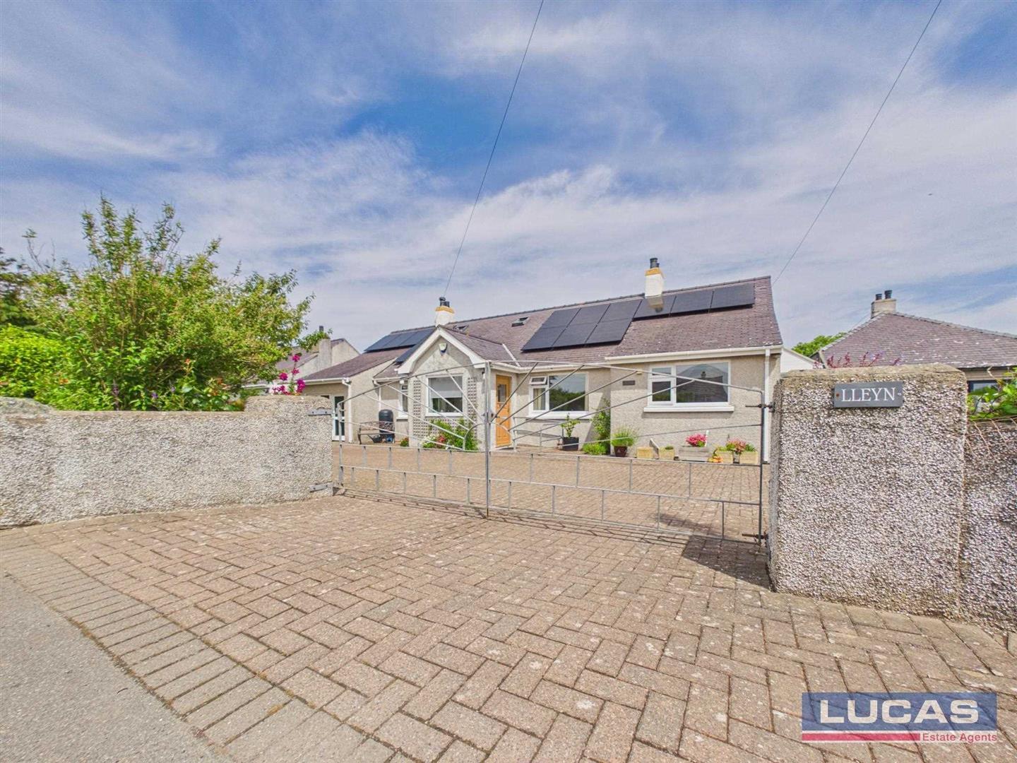 4 bed property in Lon St Ffraid, Trearddur Bay